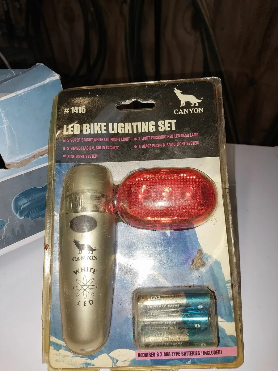 Mountain Bike plus accessories - Image 3