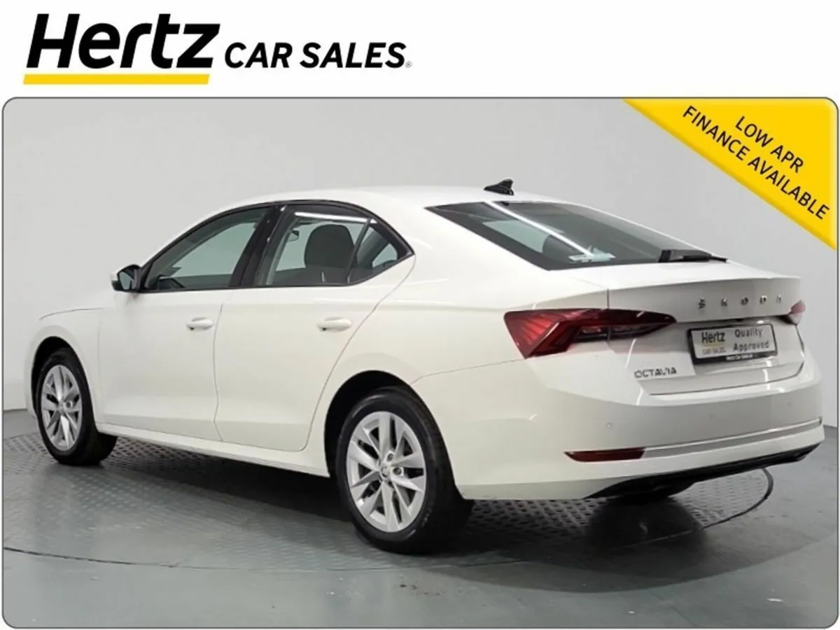 Skoda Octavia AMBITION 2.0TDI Diesel Manual - Image 4