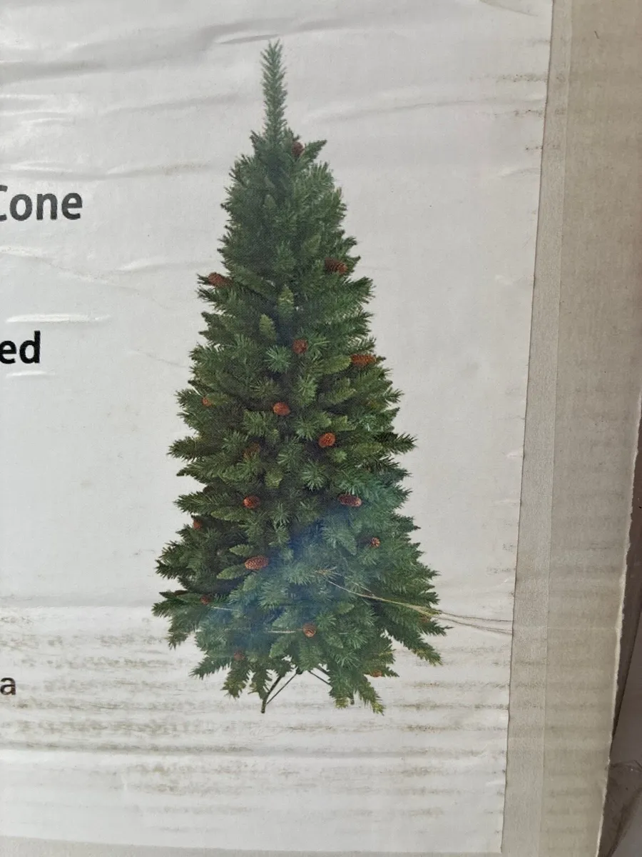 7 Ft Artificial Christmas Tree - Image 3