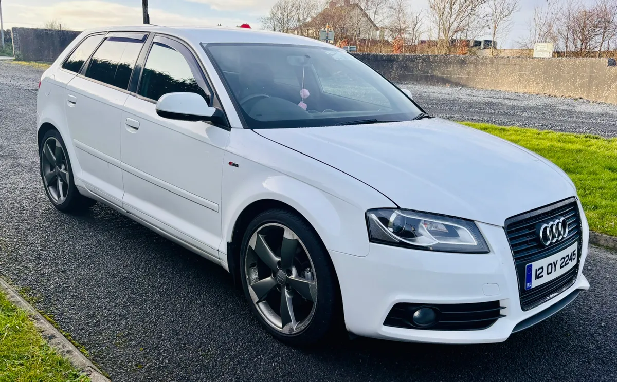 2012 AUDI A3 2.0L TDI S LINE BLACK EDITION - Image 4