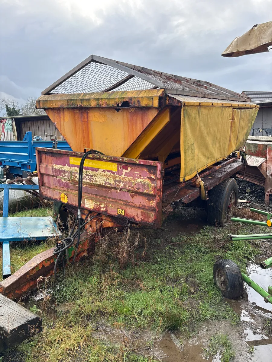 Marshall Econ salt spreader gritter