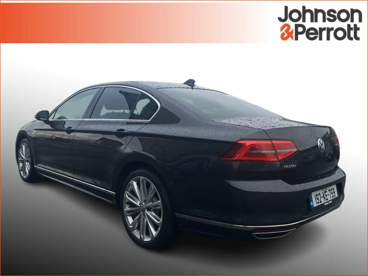 Volkswagen Passat 2.0 TDI 150HP 18" wheels Highlin - Image 2