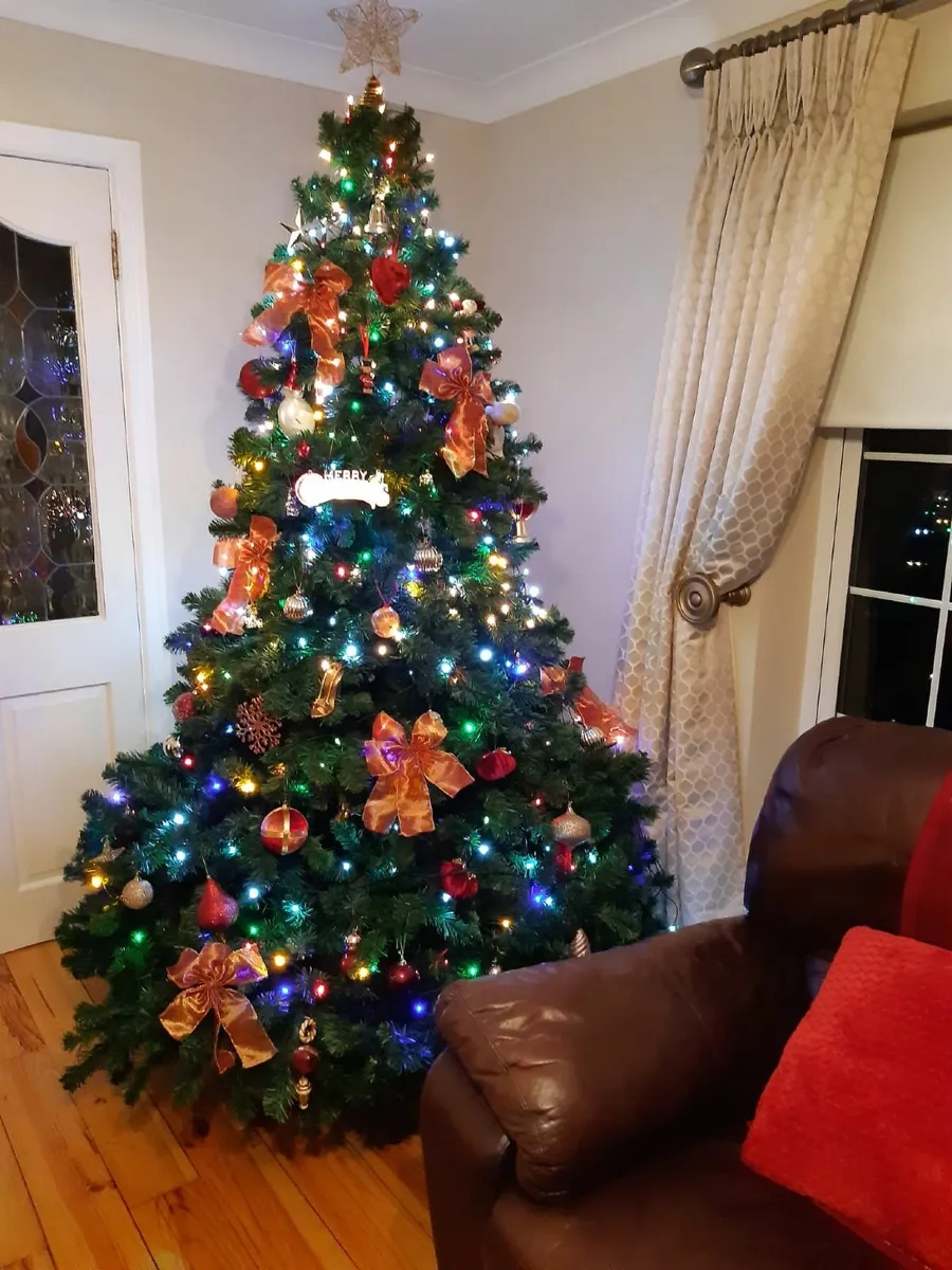 Christmas tree - Image 1