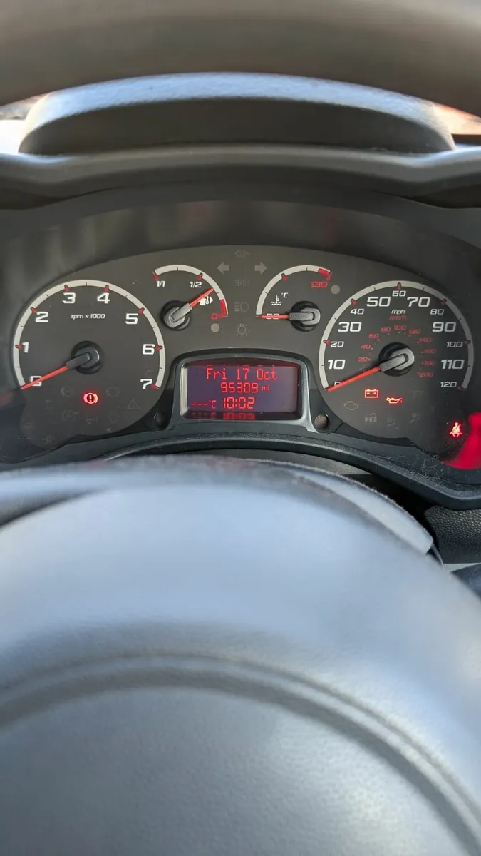 Ford KA 2013 - Image 4
