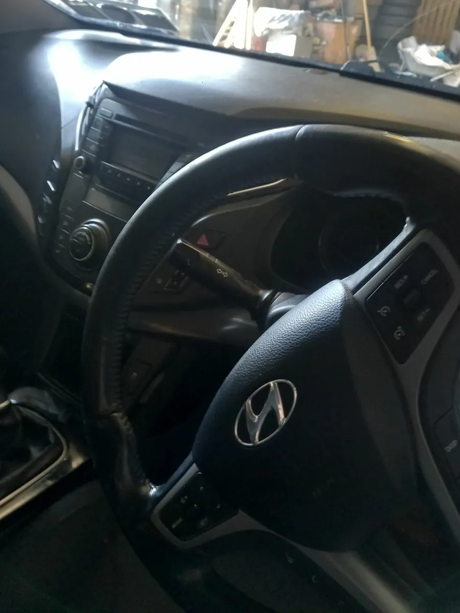 Hyundai i40 for parts - Image 2