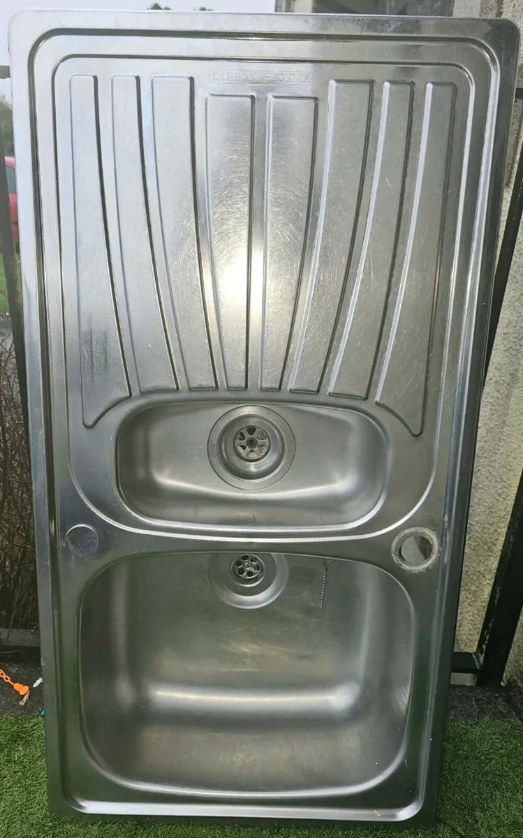 Kitchen sink - Image 1