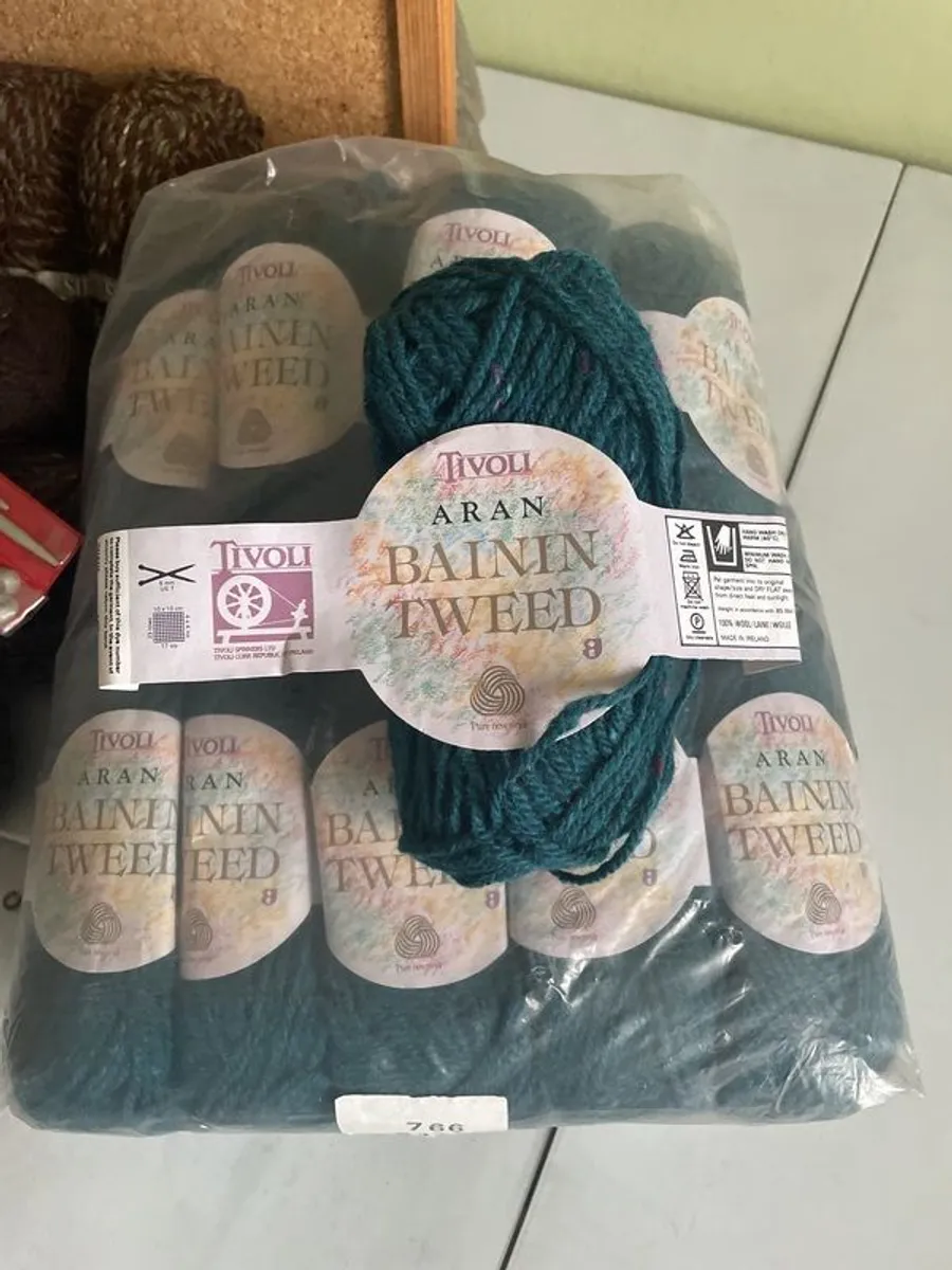 aran wool pure new wool tweed - Image 3