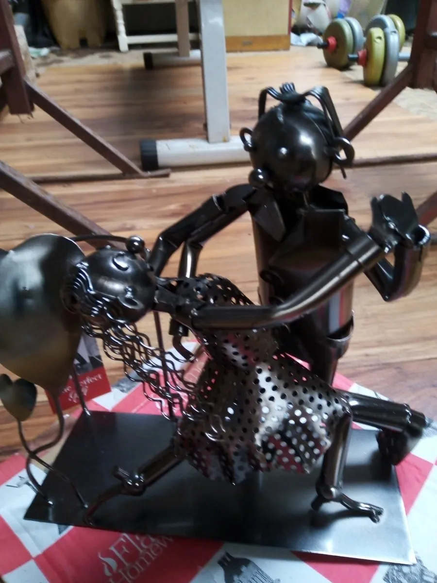 Wine holder - Image 1