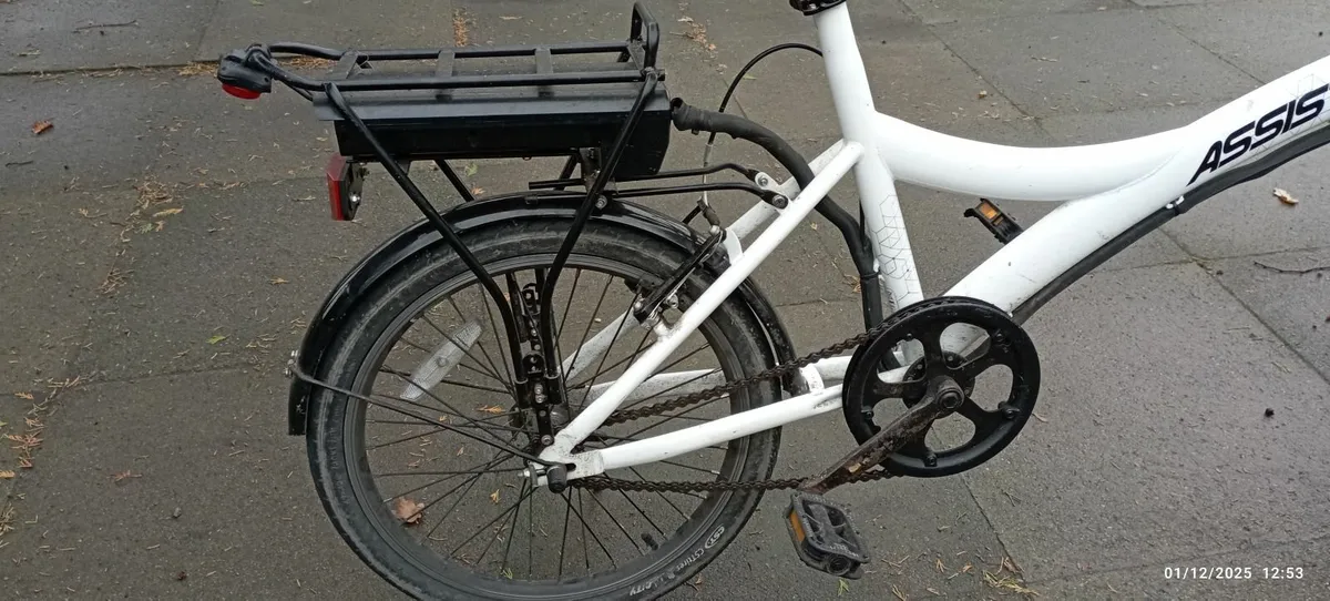 Bicycle with Electric Motor - Image 3