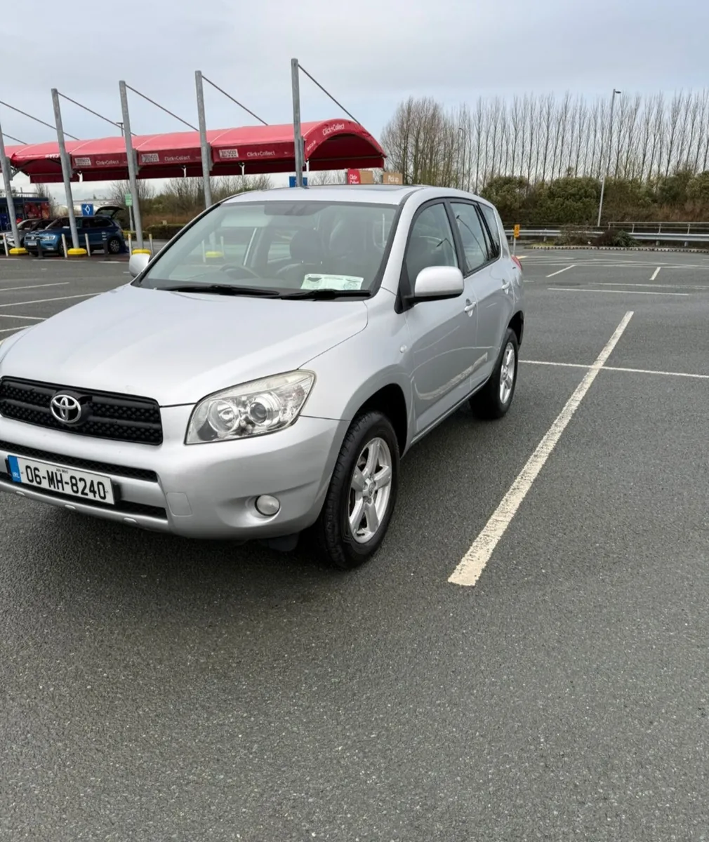 Toyota rav 4 4x4 - Image 2