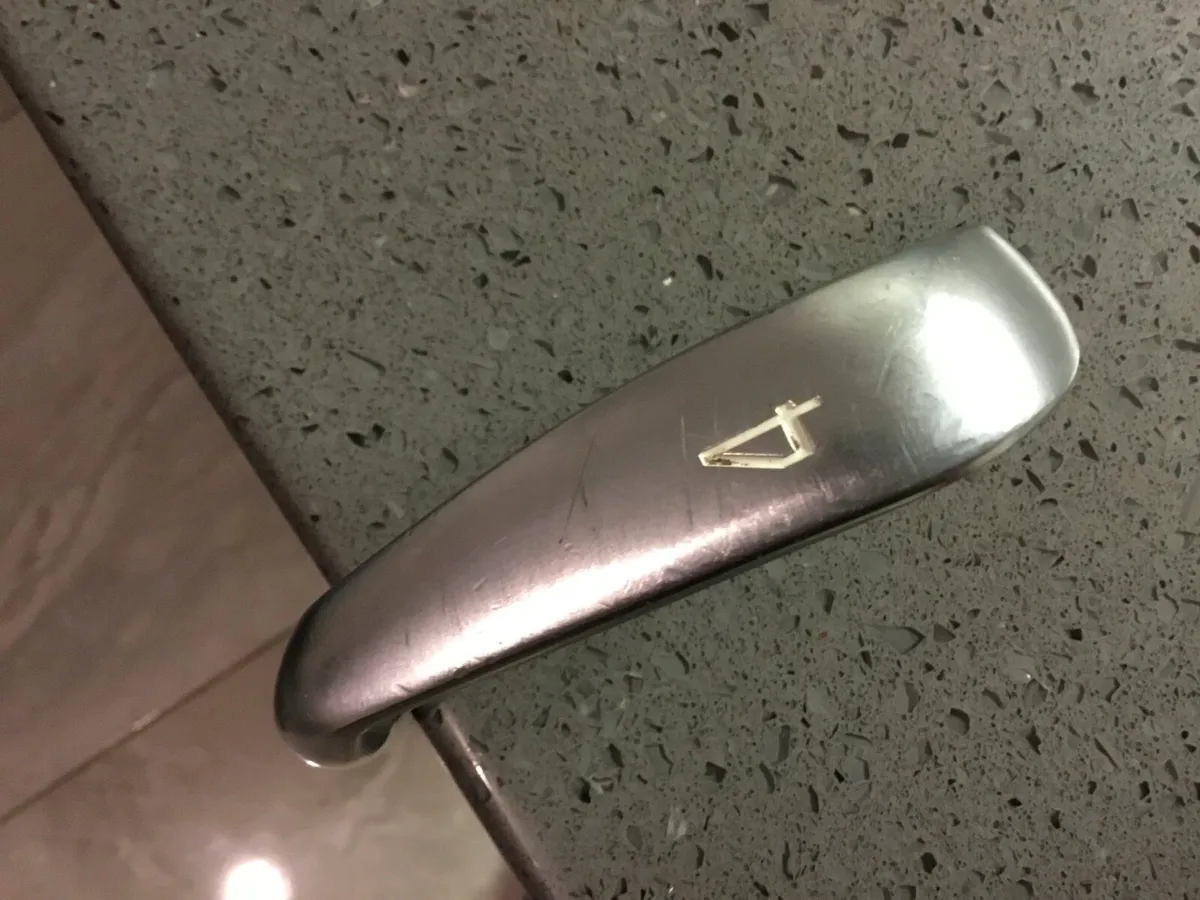 jpx 919 forged 4 iron - top condition - Image 3
