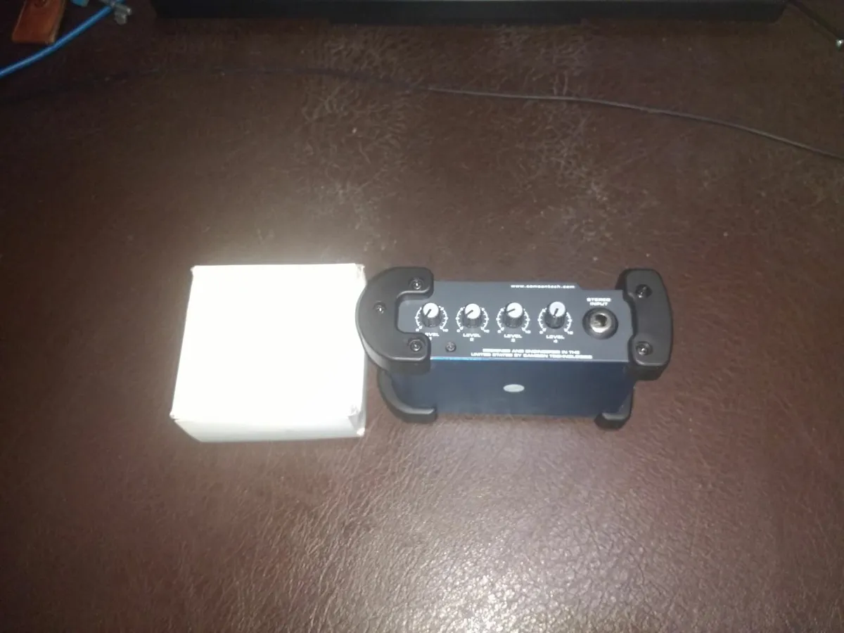 SAMSON S-Amp 4 Channel Headphone Mixer - Image 1