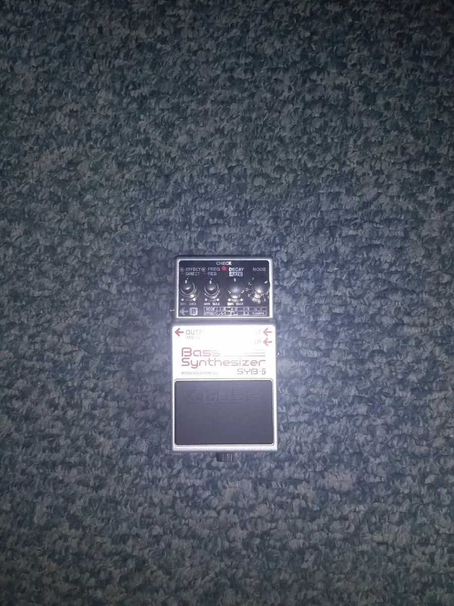BOSS SYB-5 BASS SYNTH PEDAL - Image 3