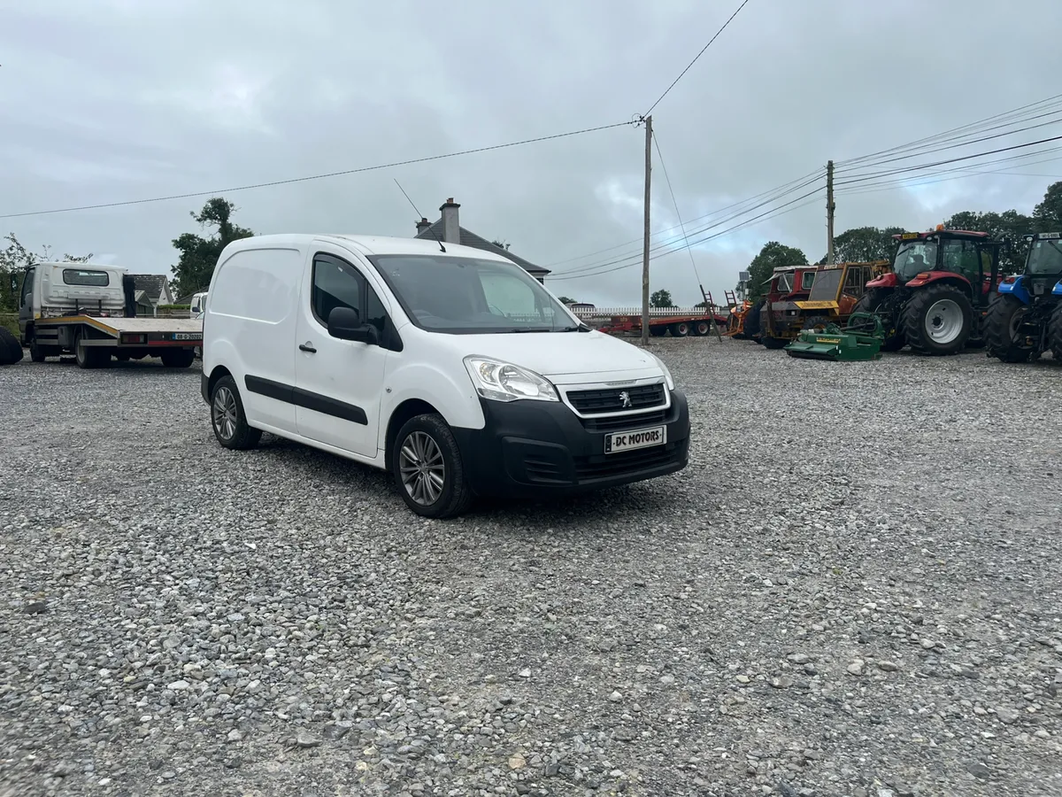 2017 peugeot partner 3 seater - Image 3