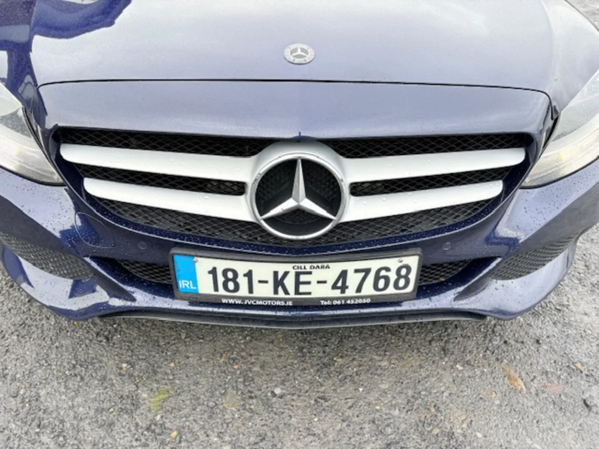 Mercedes-Benz C-Class 2018 - Image 2
