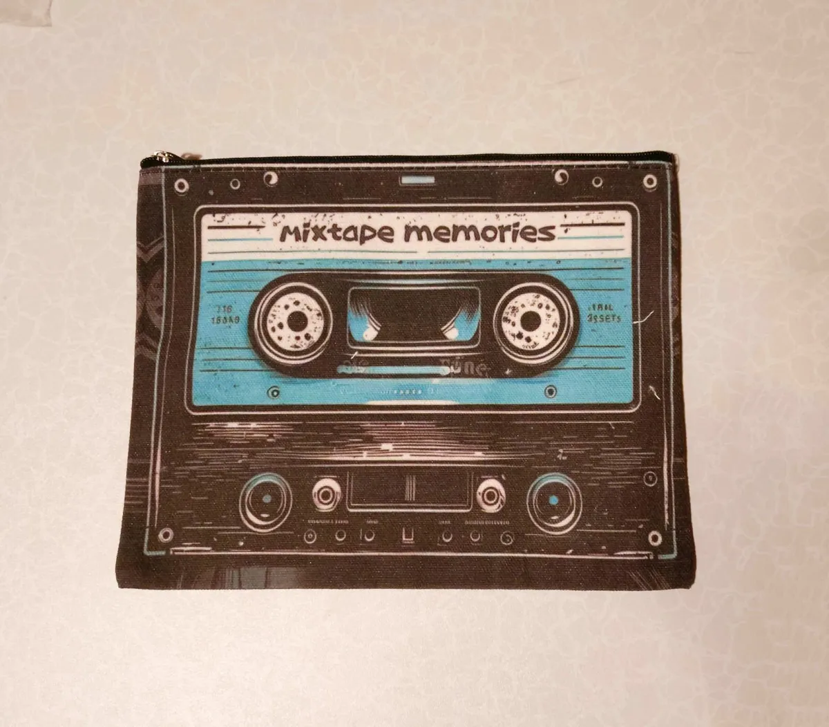 Small, 80's Cassette Lookalike Storage Bag (new). - Image 1