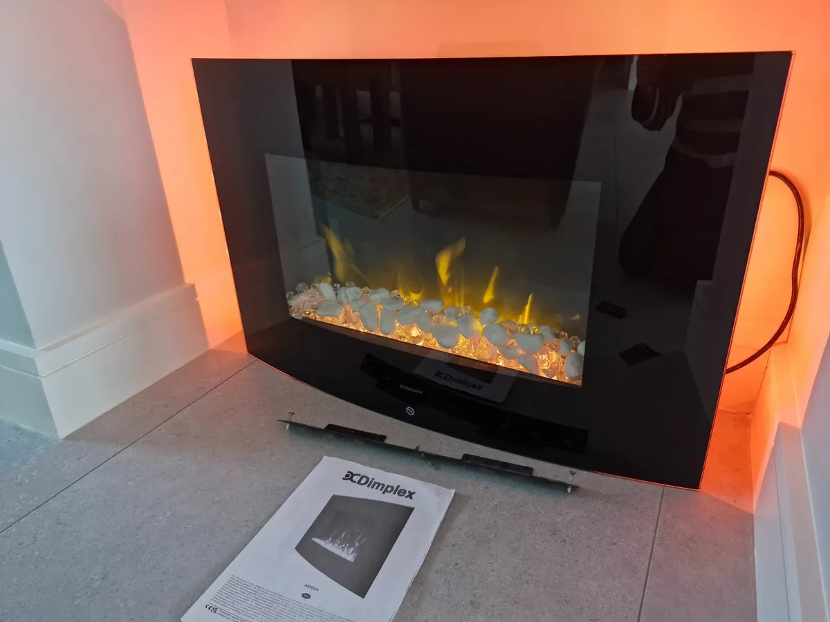 Dimplex Artesia electric wall mounted fire - Image 1