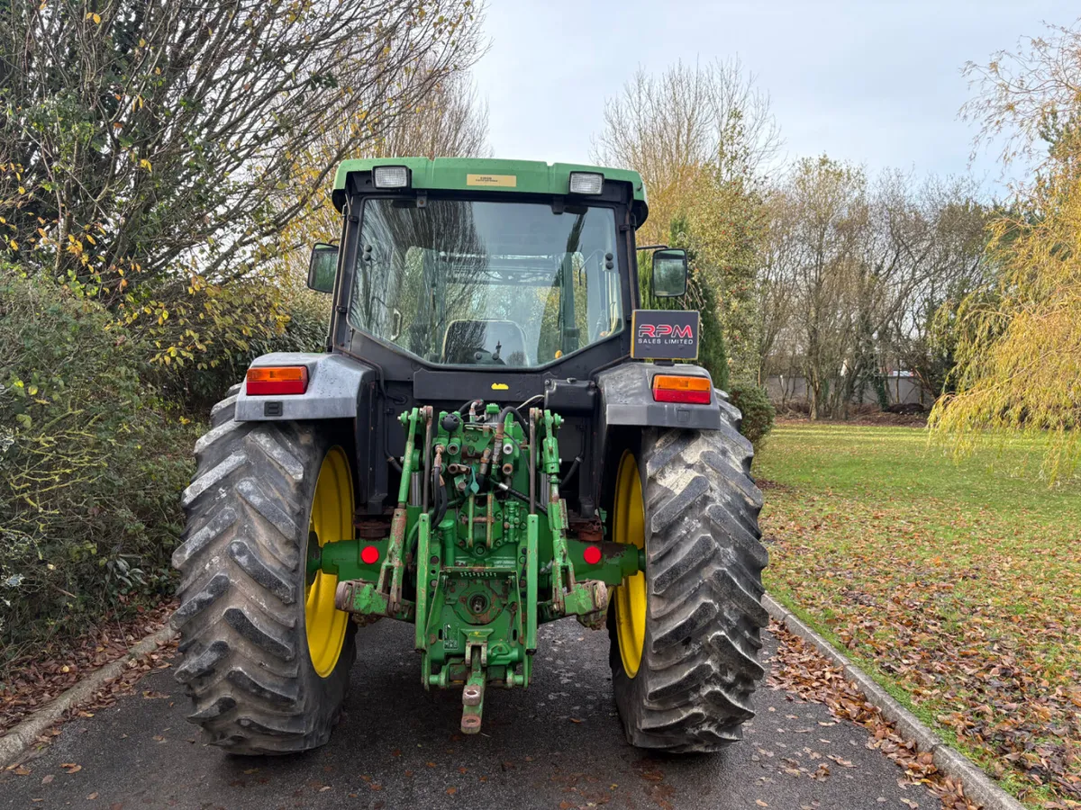 JOHN DEERE 6310 SE with loader - Image 4