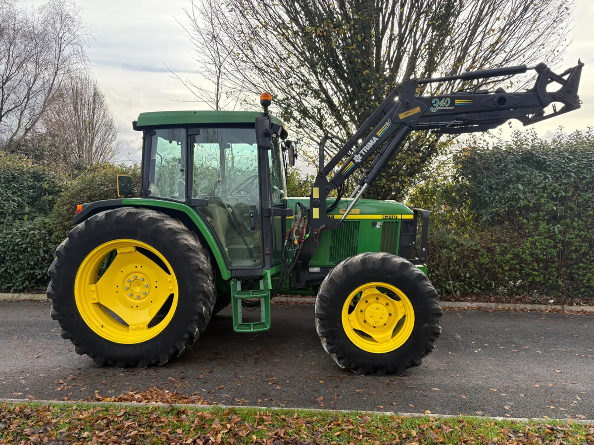 JOHN DEERE 6310 SE with loader - Image 3