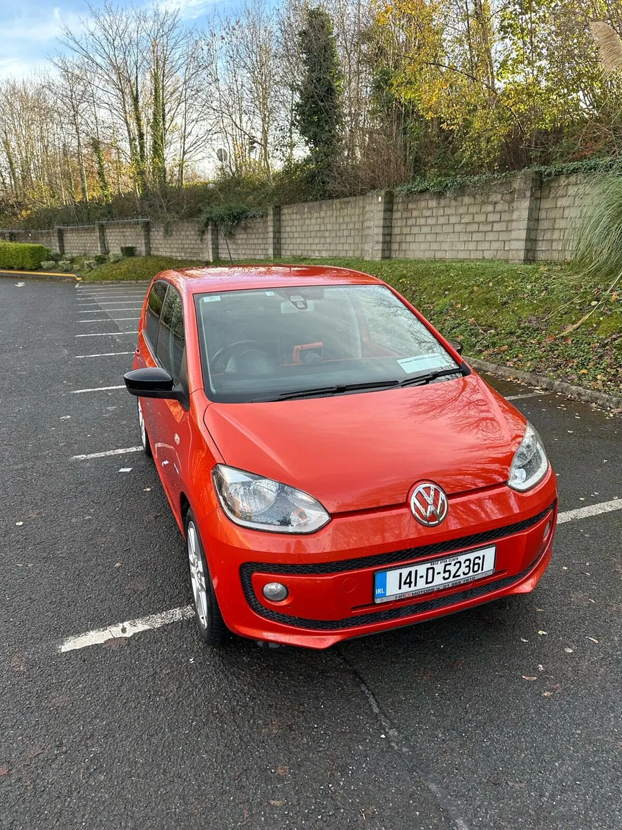 Volkswagen UP! 2014 - Image 1