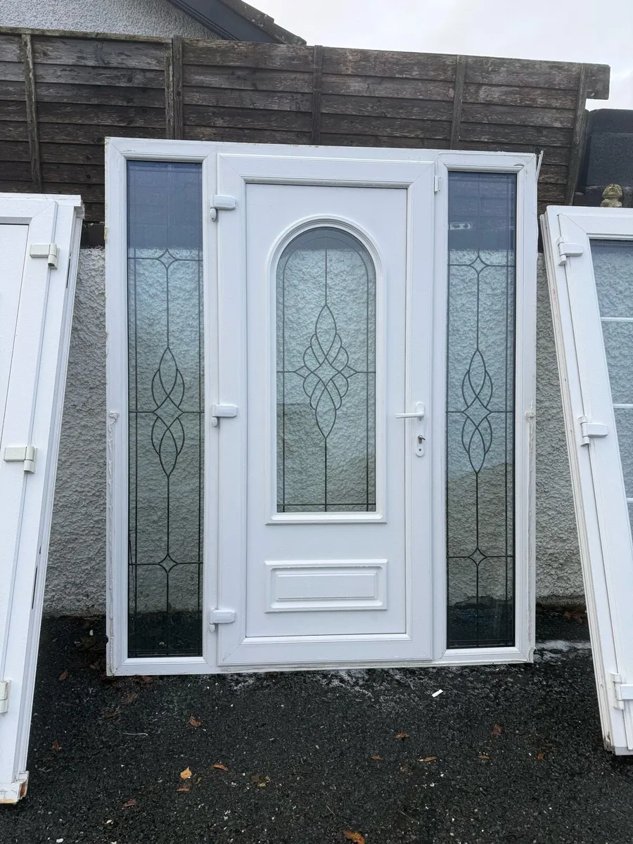 Pvc front door - Image 1