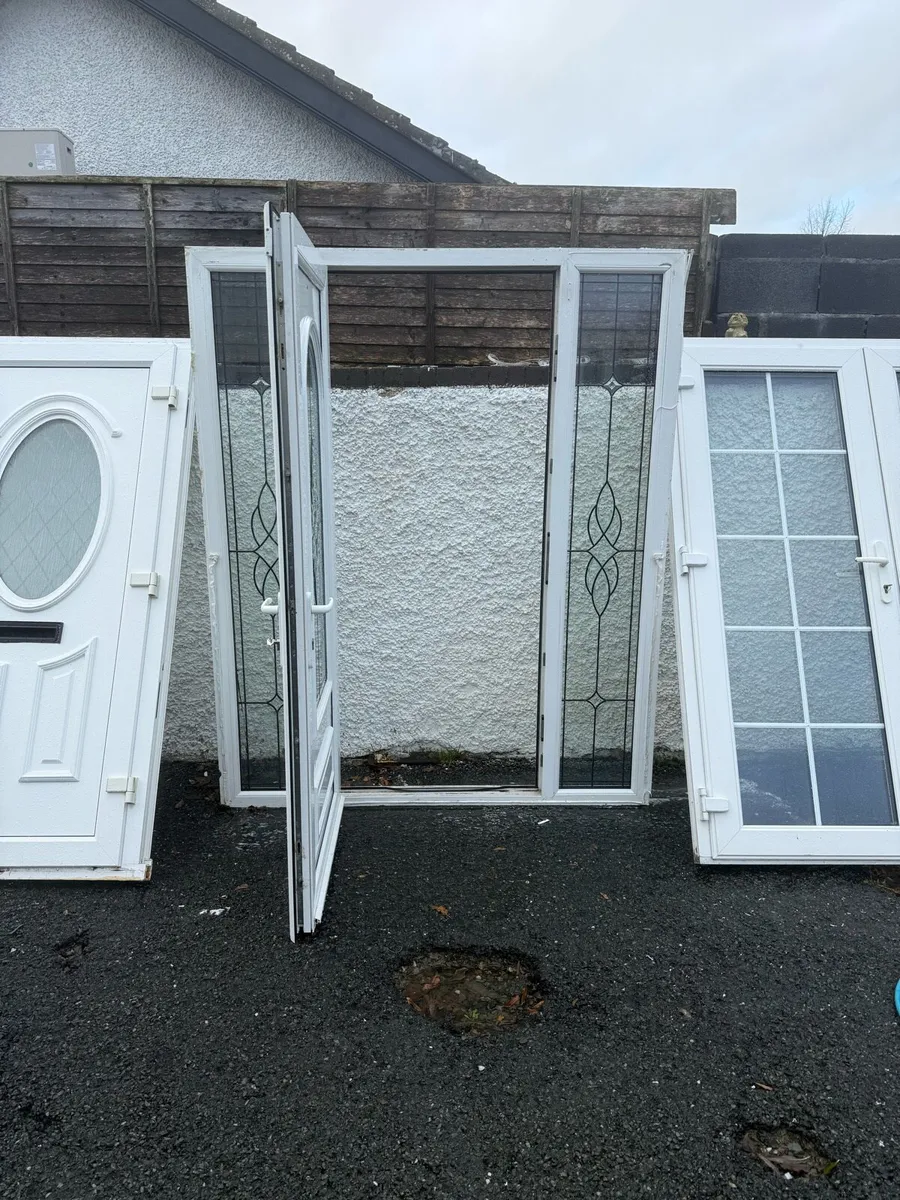 Pvc front door - Image 3