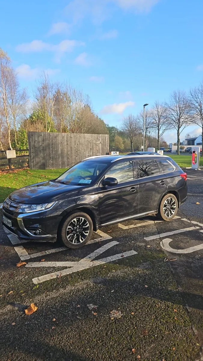 Going abroad- must go! Mitsubishi Outlander 2018 - Image 2