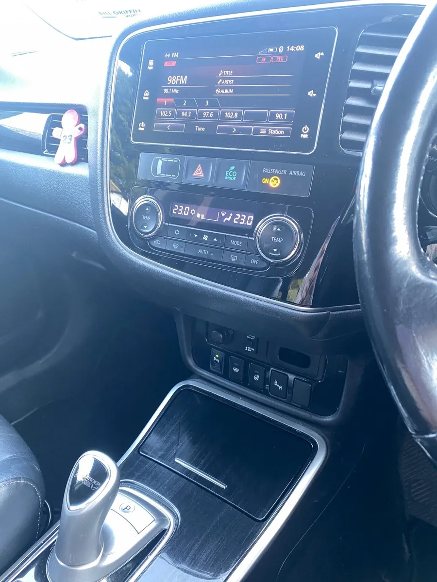 Going abroad- must go! Mitsubishi Outlander 2018 - Image 4