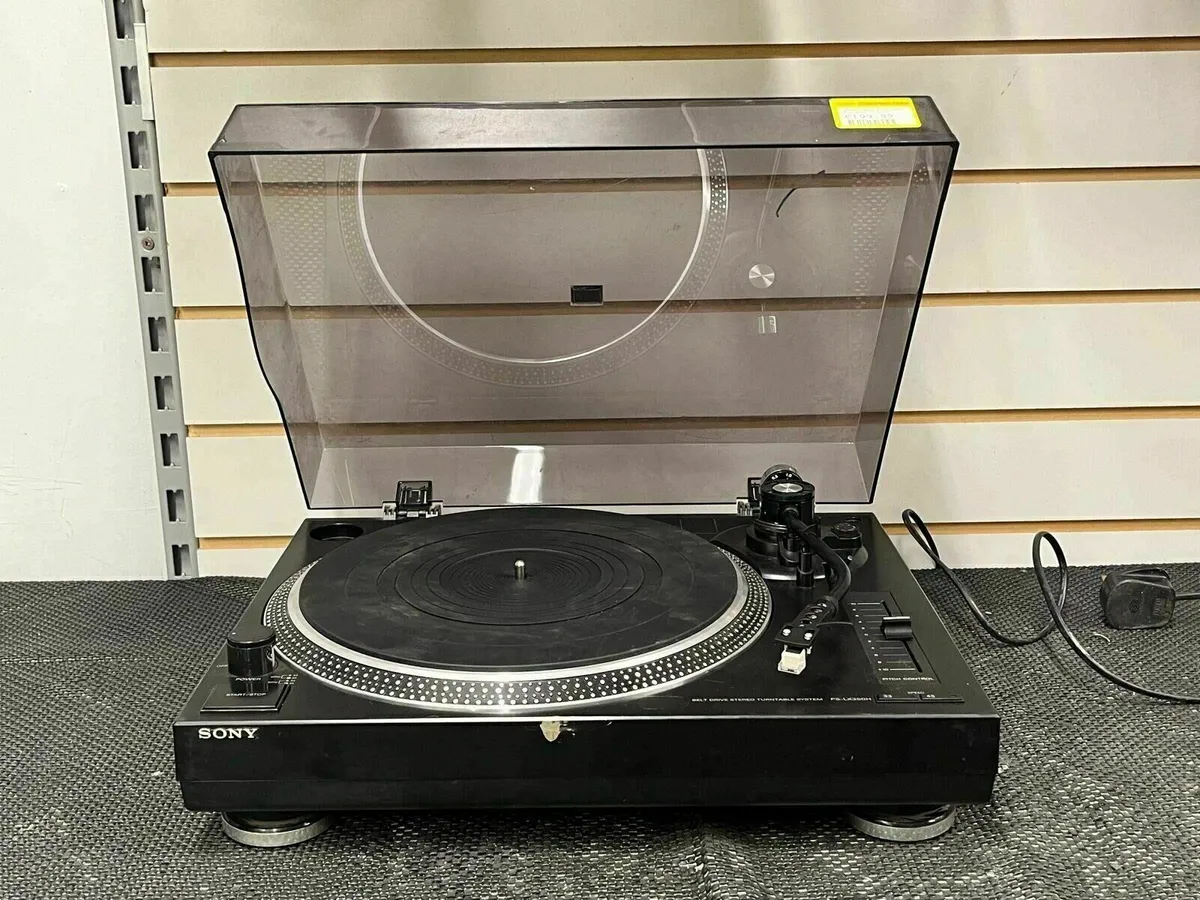 Sony PS-LX350H Turntable - Image 1