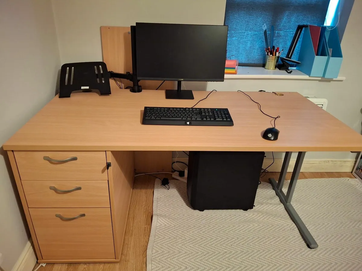 Office Desk