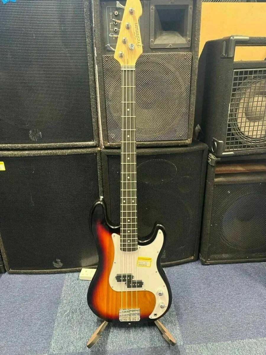 *NEW* Freshman P-Bass - Image 2