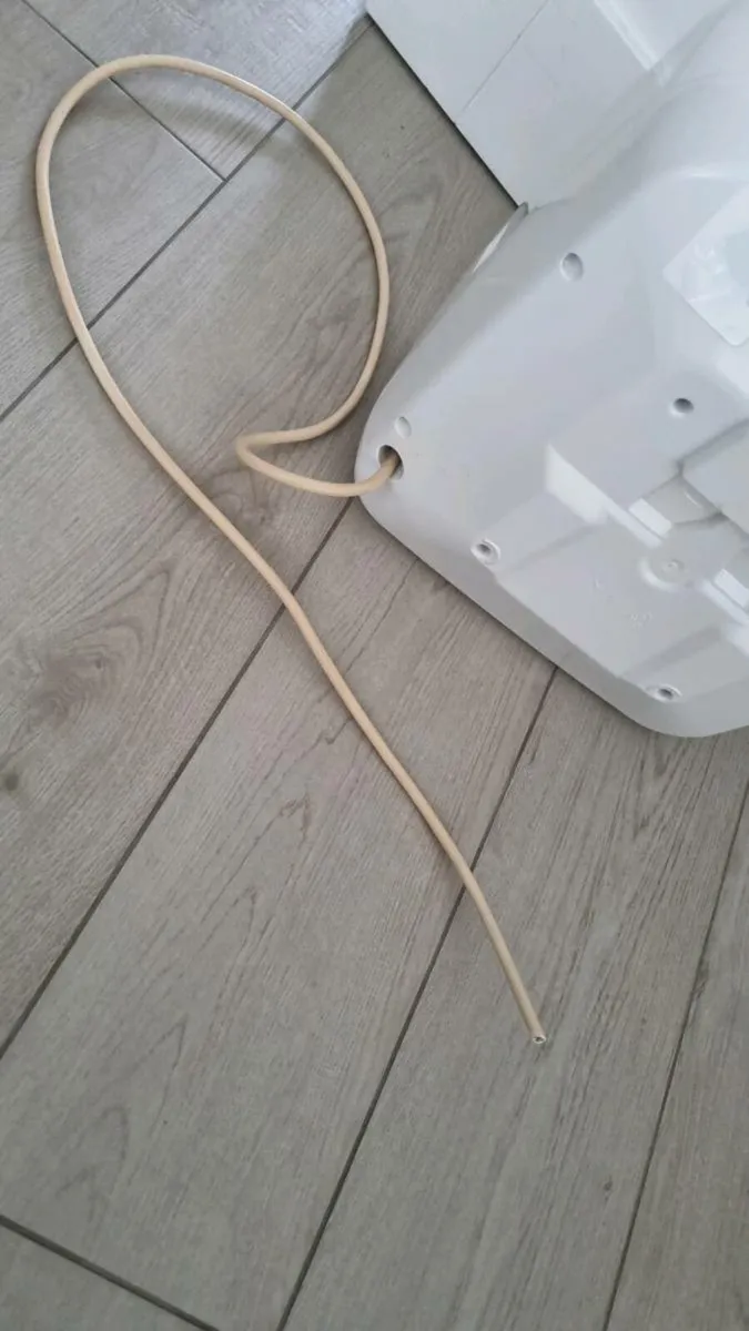 Ariston Electric Under Sink Water Heater - Image 3