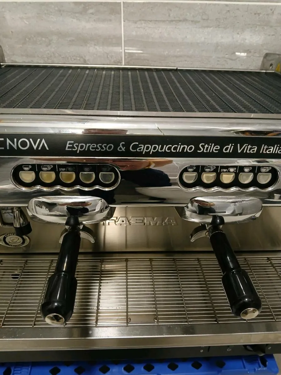 Commercial coffee machine - Image 4