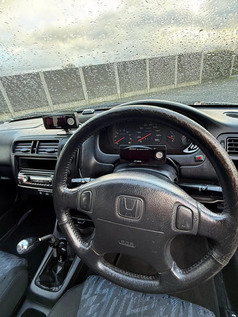 Honda civic ferio 1.6 v-tech - Image 4