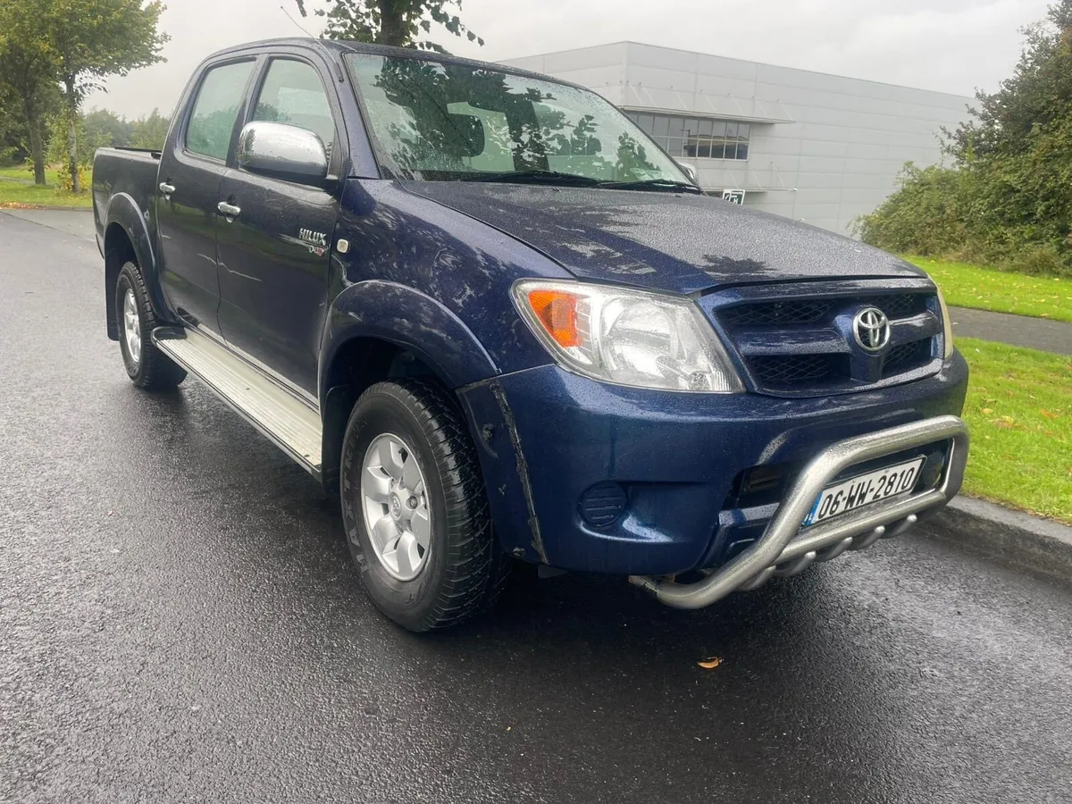 2006 Toyota Hilux New Test & Tax - Image 2
