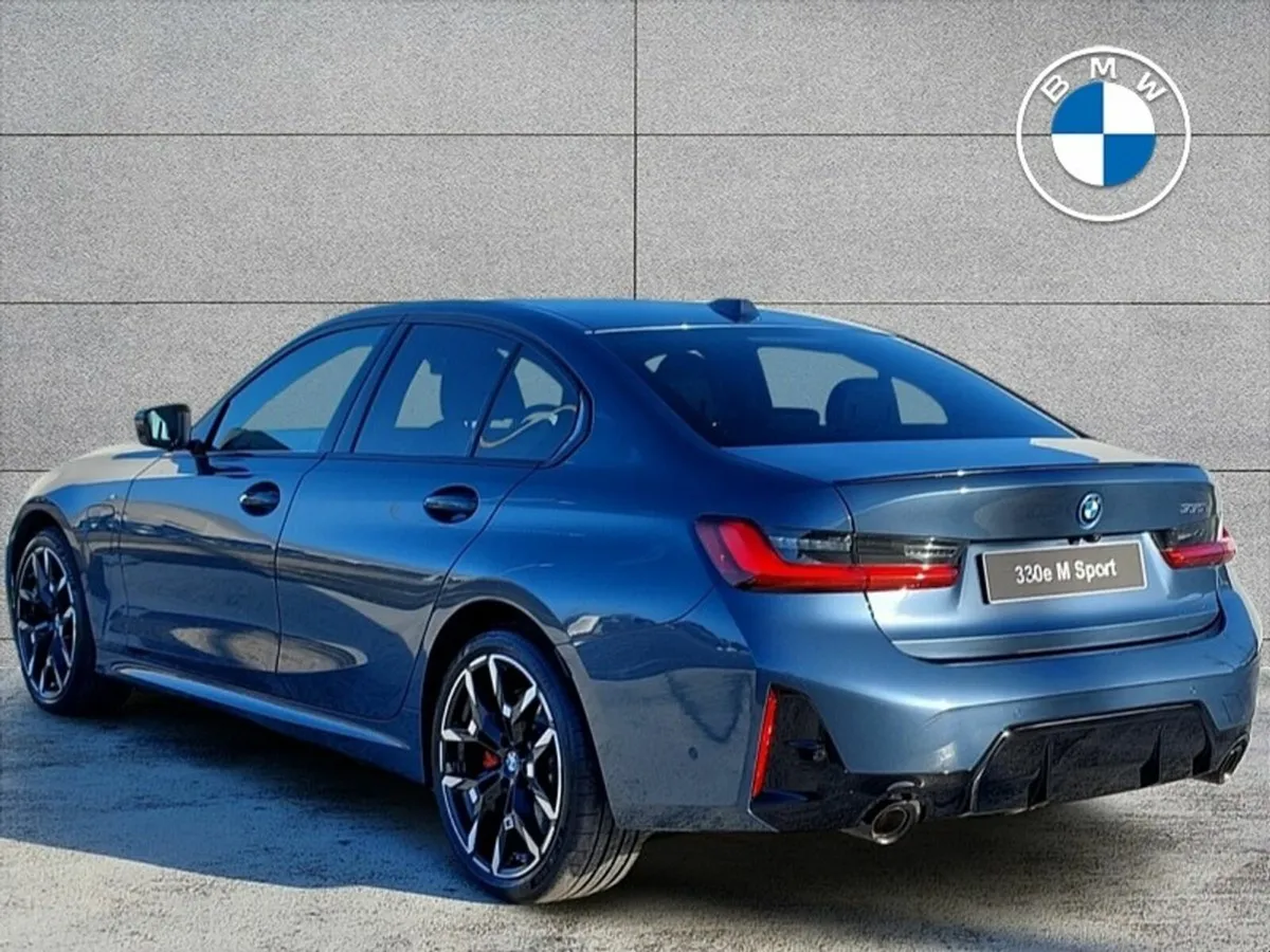BMW 3-Series 330e M Sport - Image 2