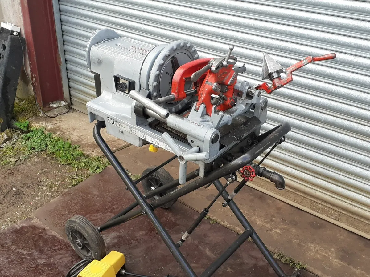 RIDGID 300 COMPACT THREADING MACHINE - Image 1