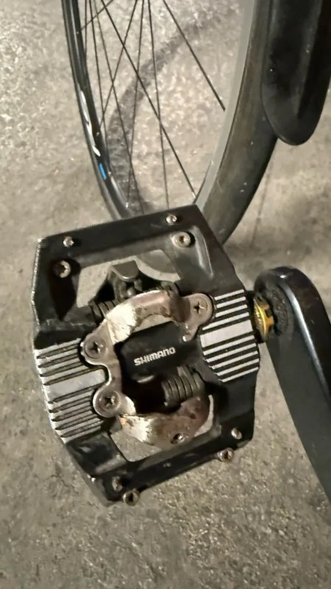 Trek Domane AL 2  Road Bike  Full Accessory Bundle  Kryptonite Lock, Muc-Off Kit, Park Tool, Pump - Image 4