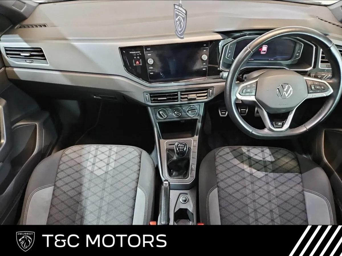 Volkswagen Polo R Line TSI 95BHP Reversing Camera - Image 3