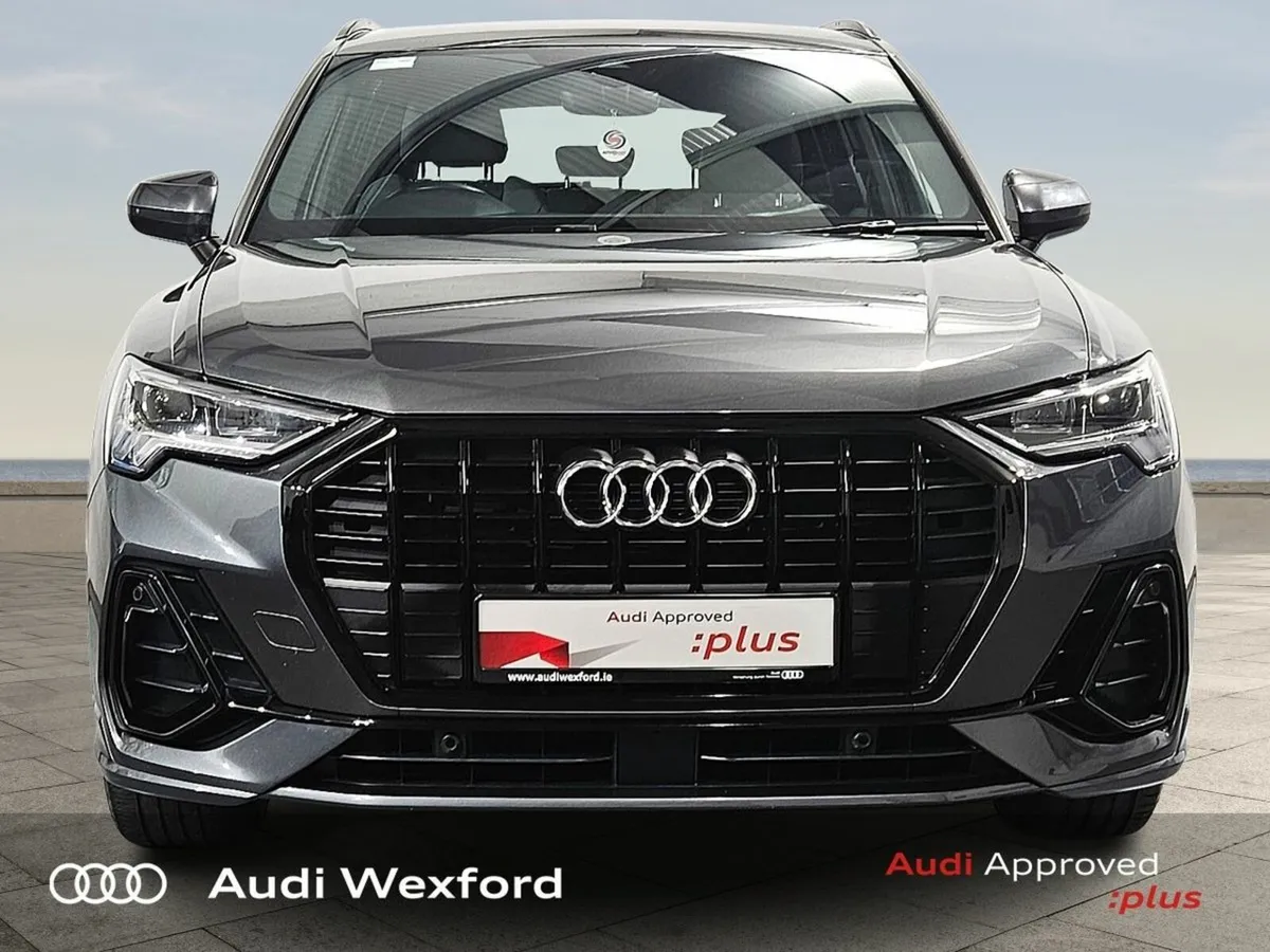 Audi Q3 35 TDI 150HP S Tronic S line Black Edition - Image 3