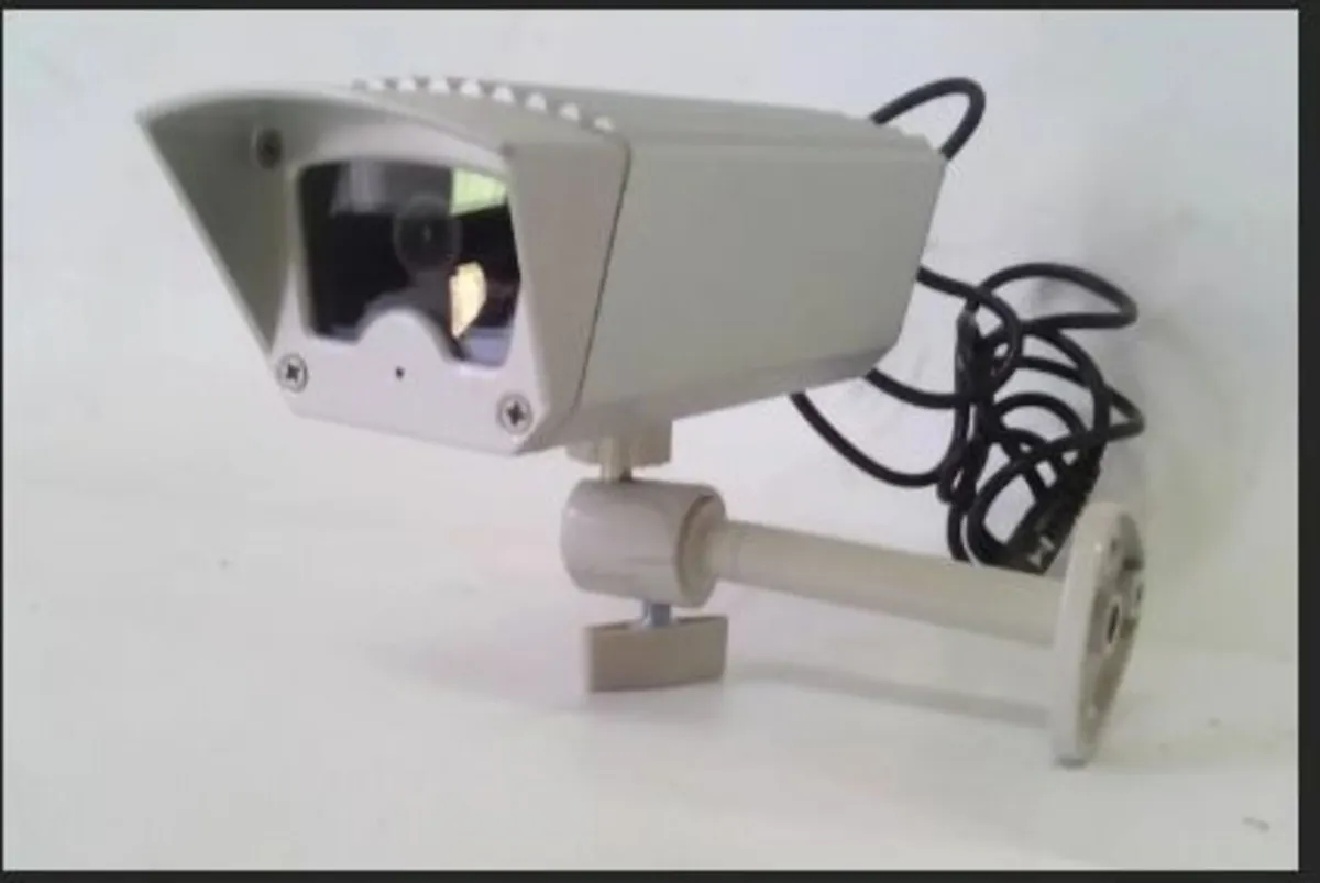 Indoor/outdoor surveillance CCTV camera - Image 1