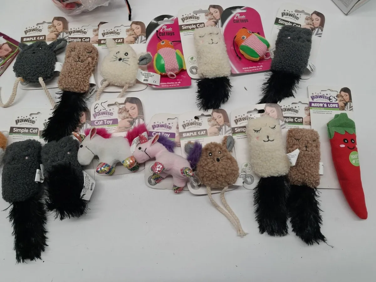 Online Auction Of A Goodie box & More! - Image 4