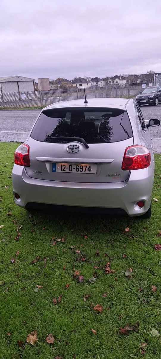 Toyota Auris Sport 1.3 - Image 2