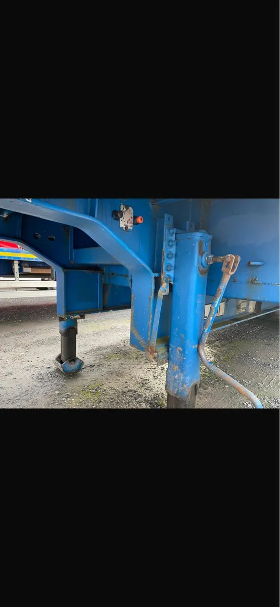 Stepframe trailer - Image 4