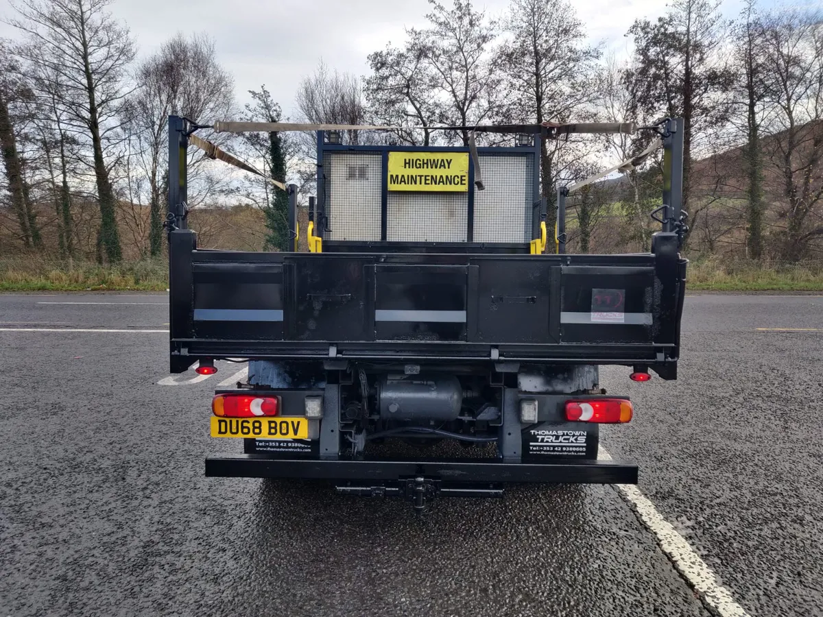 2018 Daf LF180 10 ton insulated steel tipper, manu - Image 4