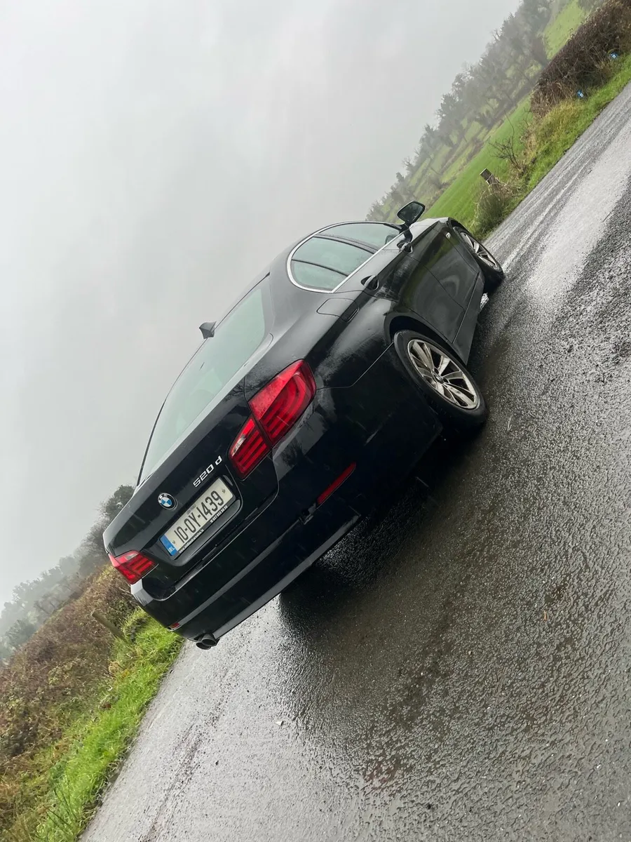 BMW 520D - Image 2
