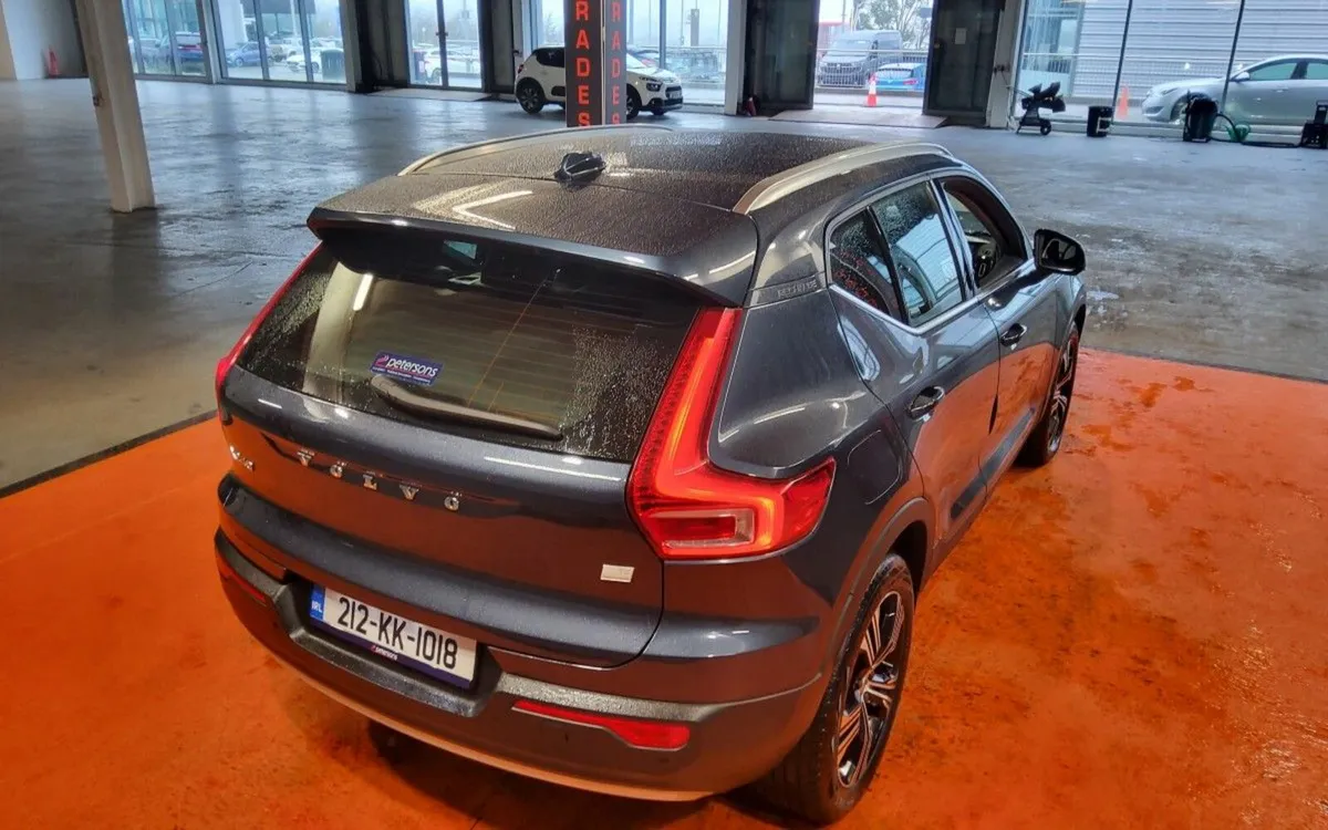 Volvo XC40 PHEV T5 (262hp) Insciption Pro FWD - Image 4