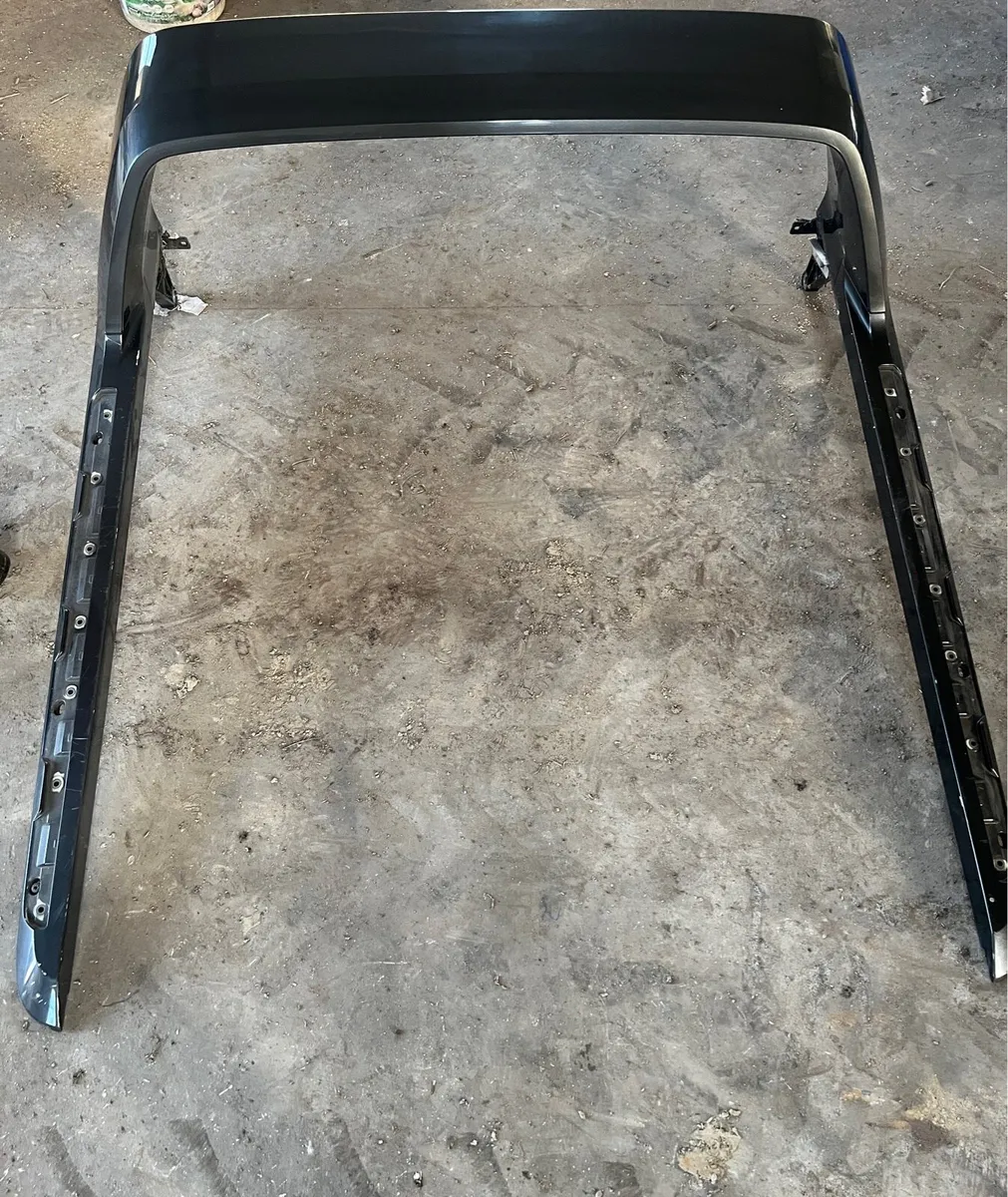 Ford ranger roller cover and spoiler - Image 2