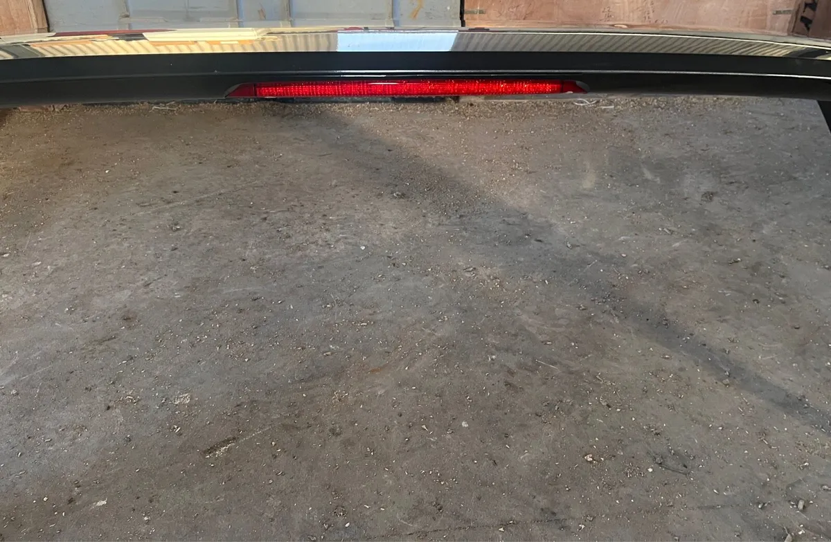 Ford ranger roller cover and spoiler - Image 3