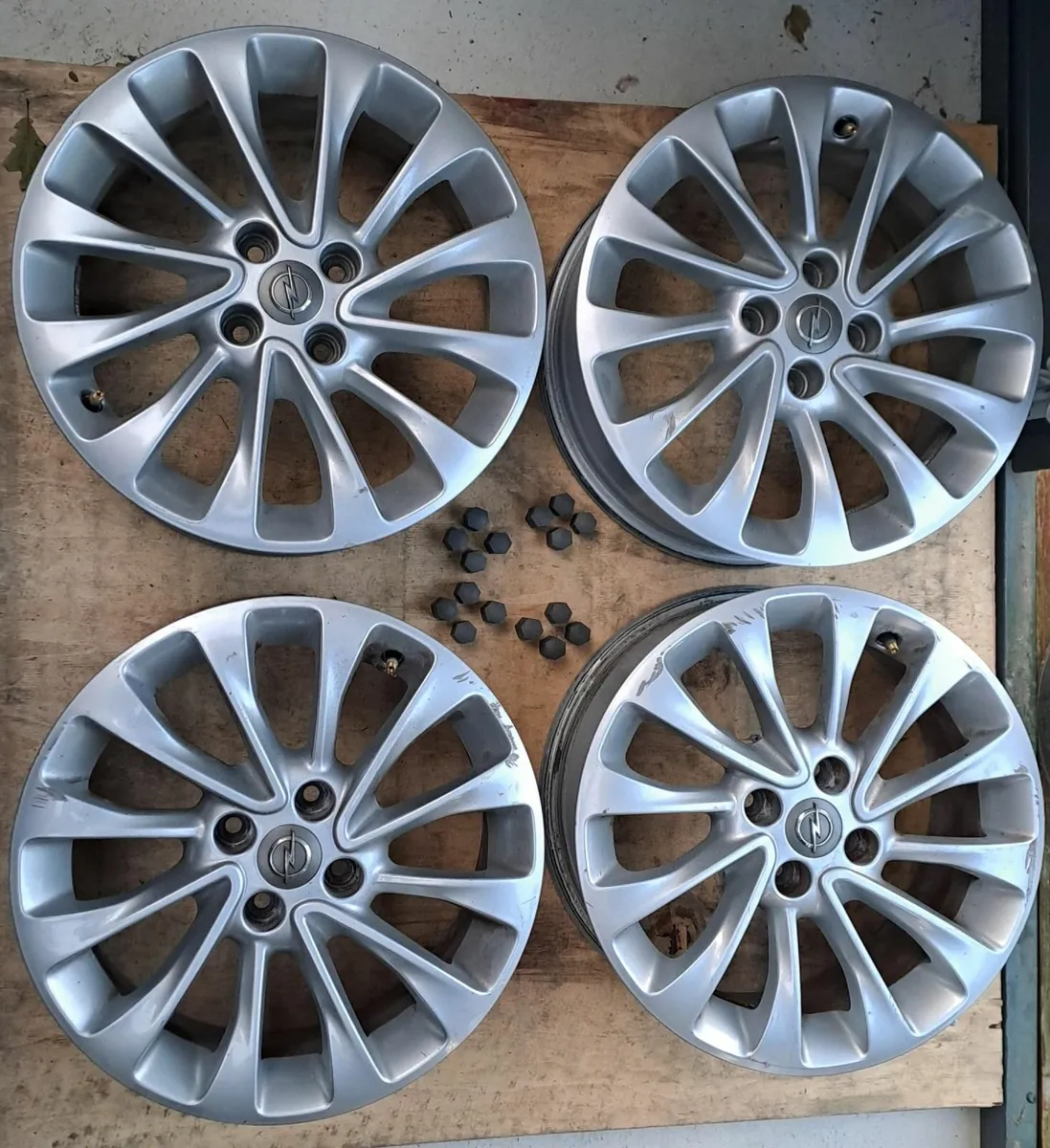 Opel / Vauxhall Corsa 17" Alloys - Image 2